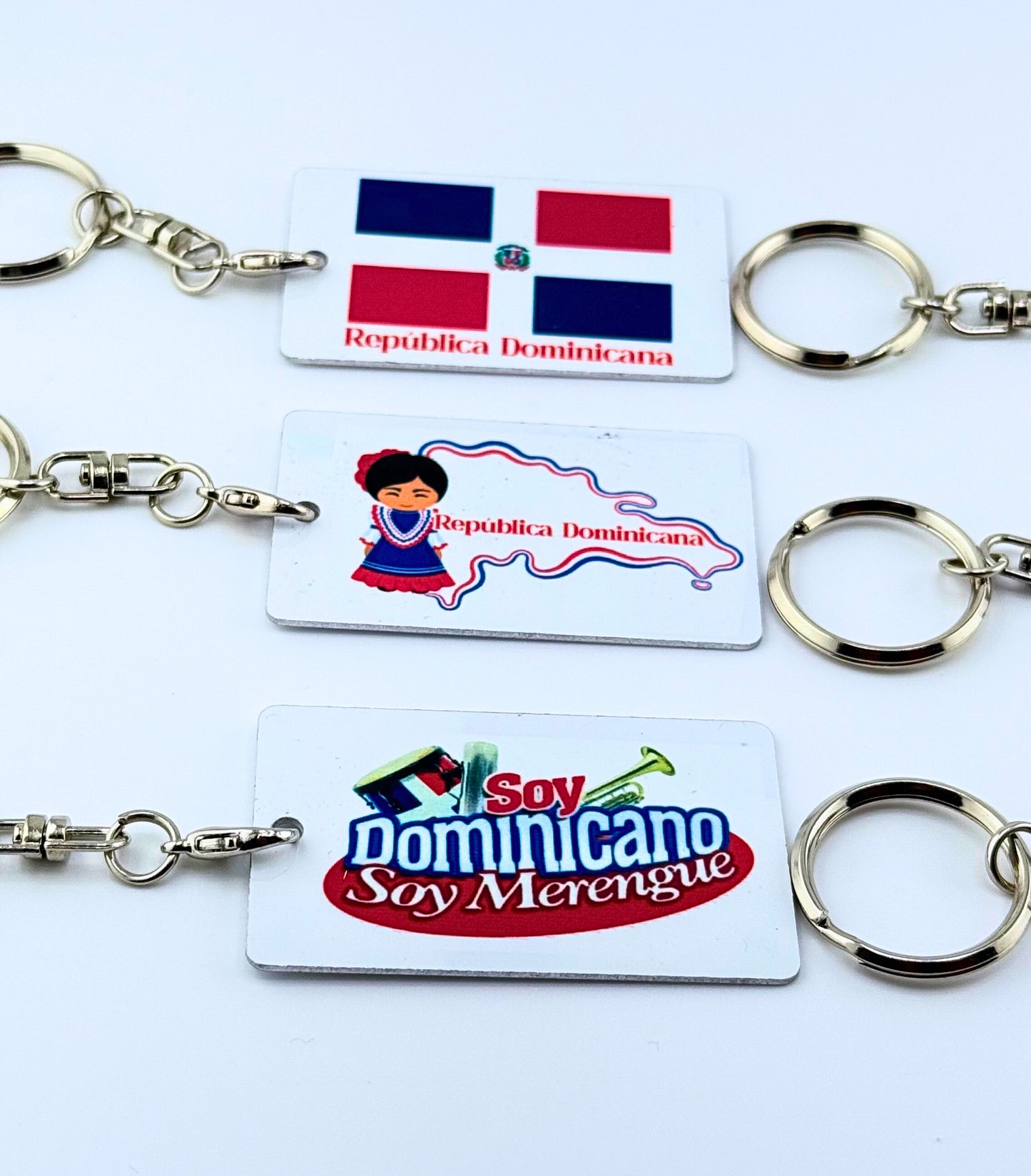 Dominican Republic Keychain | Various Design | Metal Keychains | Unique Dominican Flag Patterns and Designs | Backpack and purse Charm