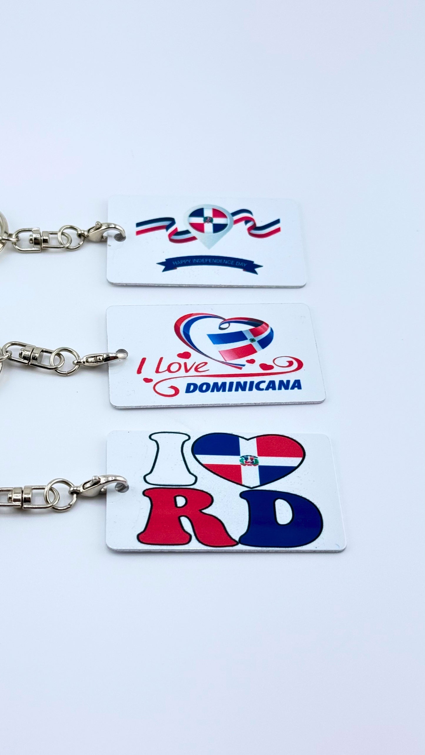 Dominican Republic Keychain | Various Design | Metal Keychains | Unique Dominican Flag Patterns and Designs | Backpack and purse Charm