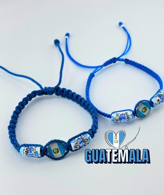Guatemala Flag Bracelet | Adjustable Macramé Thread | Handmade | Guatemalan Beads Cultural Pride | Jewelry for Daily Wear | Brazalete